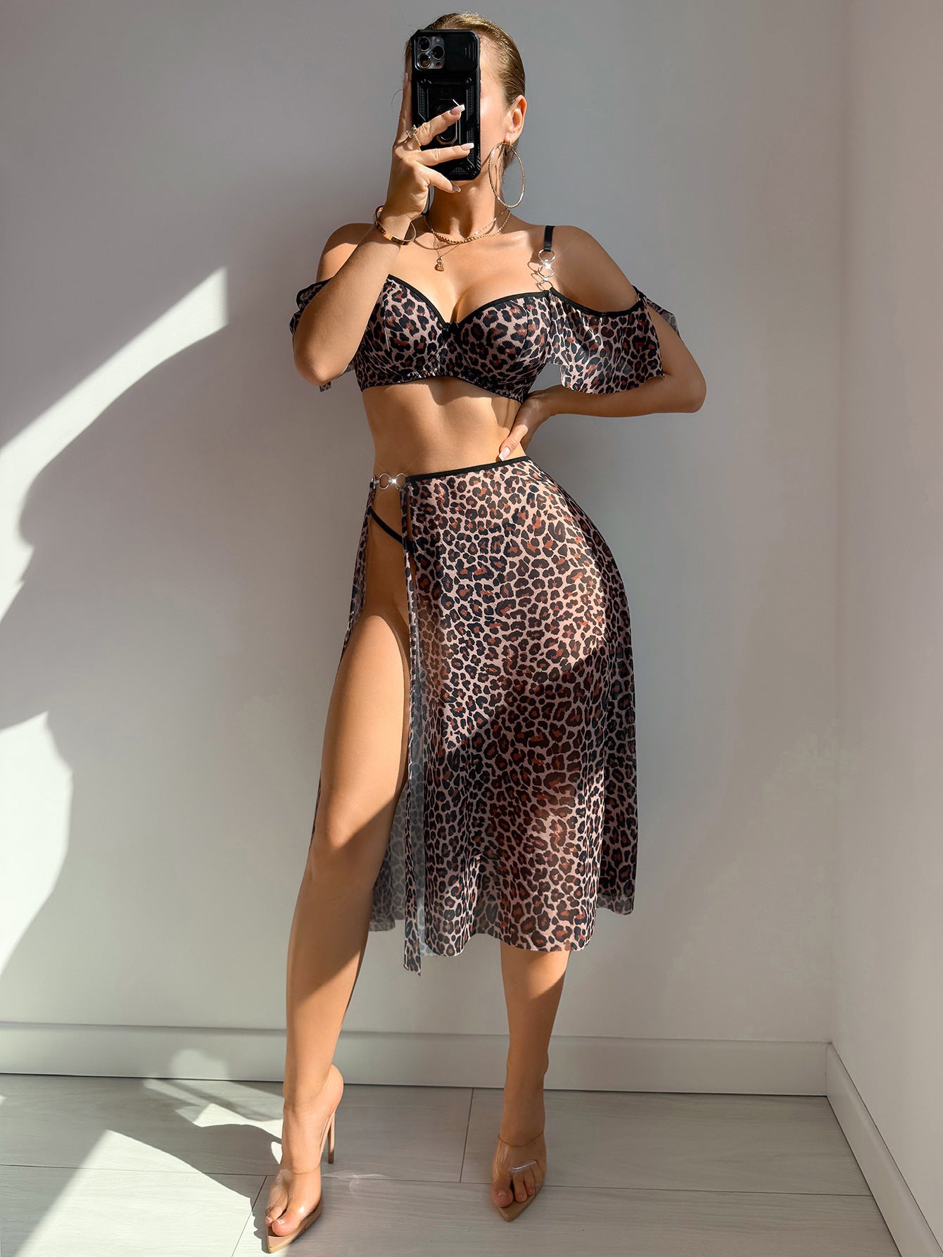 Sexy lingerie sets European and American Hot-Selling Sexy Patchwork Hollow Mesh Leopard Print Lingerie Set