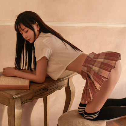 純欲JK制服-純情な少女