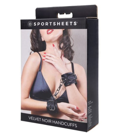 VELVET NOIR HANDCUFFS