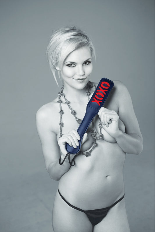 SEX & MISCHIEF XOXO PADDLE BLACK